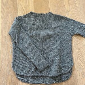 Aritzia Bavarian Gray Women's Sweater
